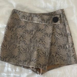 Zara printed skort